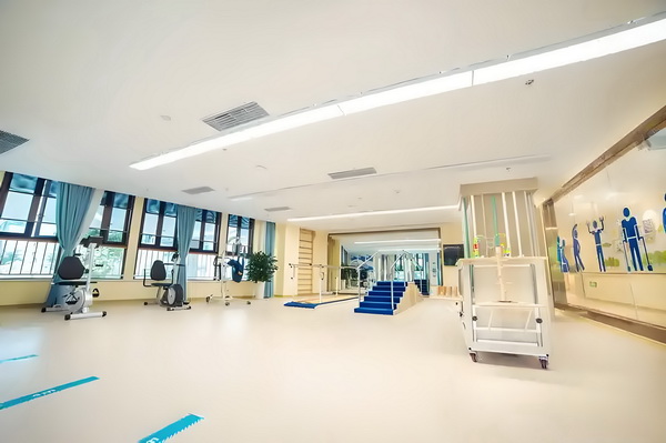 落户深圳哪个区最好_2025上海城市形象片焕新发布：上海新一刻，城市因你更美好 案定每日体征制专、
