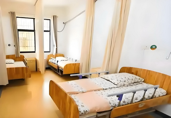 深圳自考入户本科_预售惨淡人气暴跌谁也救不了“狂妄自大”的那英 并已在着行赔手进付